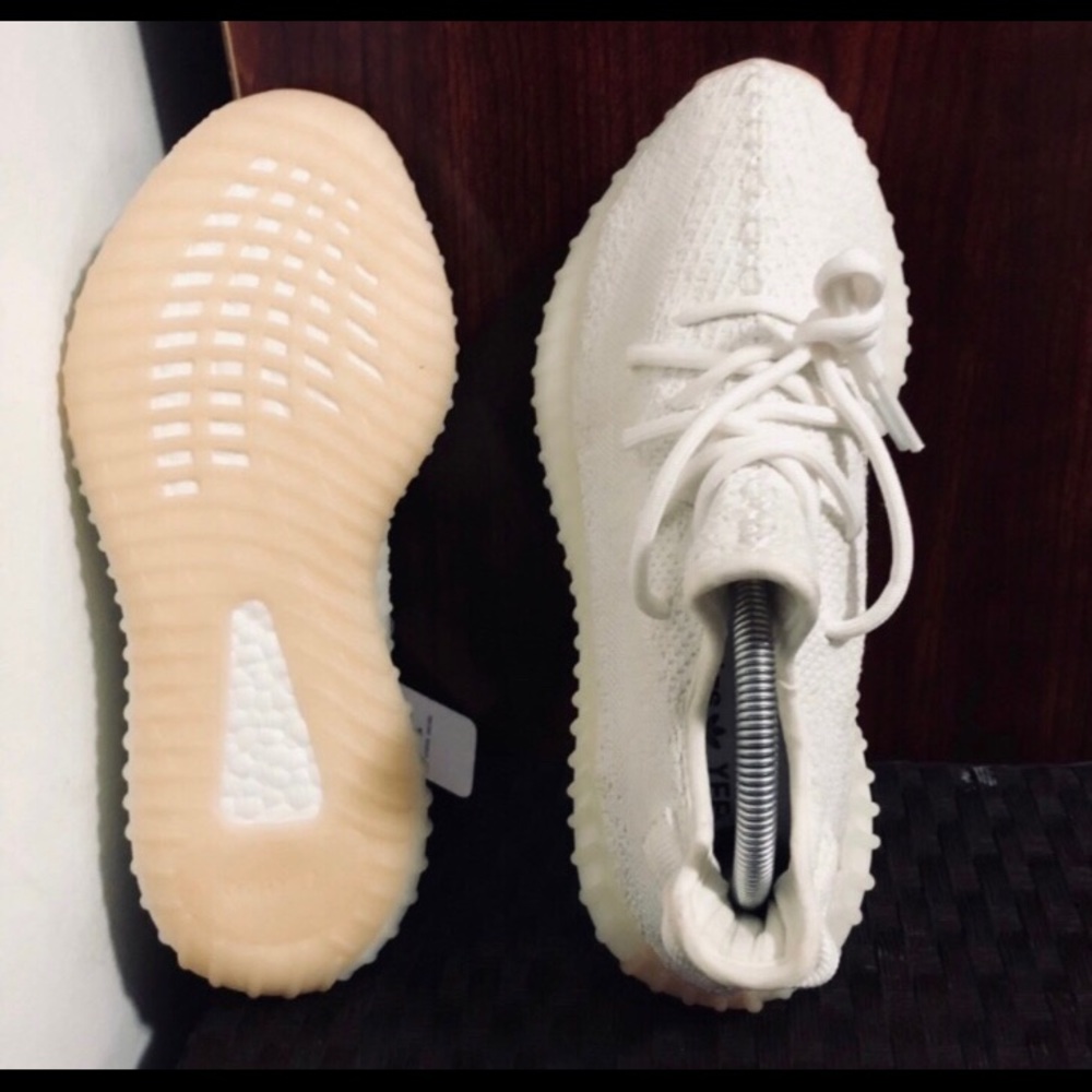 Yeezy Boost 350 V2 * Replica*